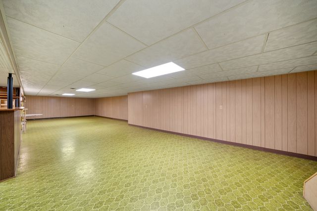 917 Sunset Avenue, Earlville, IL 60518