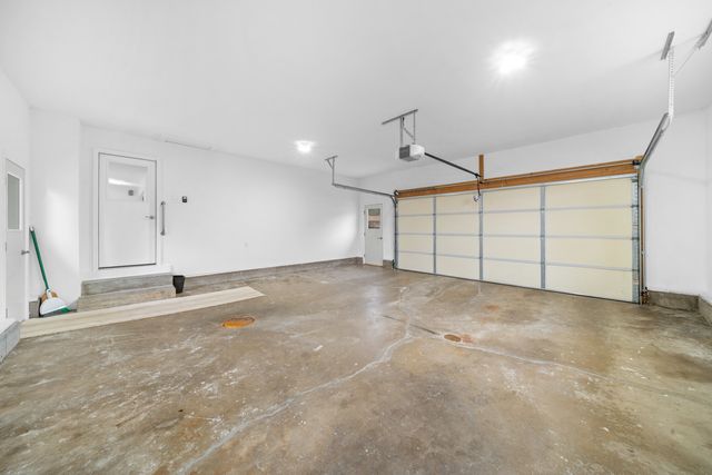 917 Sunset Avenue, Earlville, IL 60518