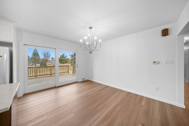 917 Sunset Avenue, Earlville, IL 60518