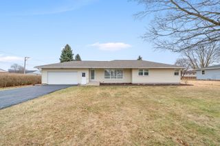 917 Sunset Avenue, Earlville, IL 60518