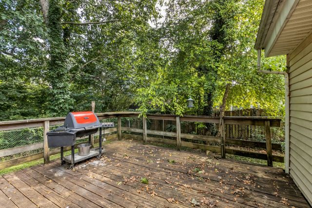 205 Cliffside Ave, Shelbyville, TN 37160