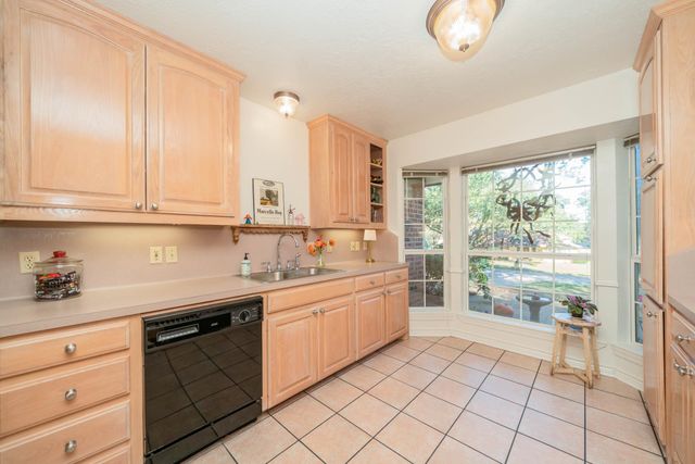 1104 Forest Hill St., Gladewater, TX 75647