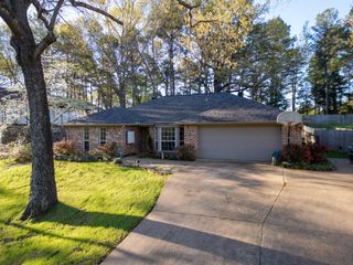 1104 Forest Hill St., Gladewater, TX 75647