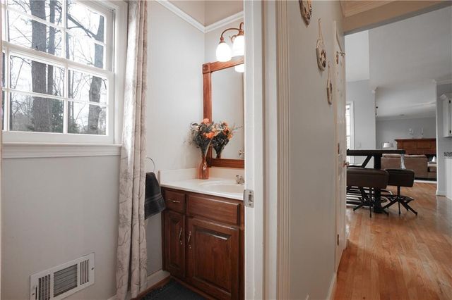 2275 Shore View Way, Suwanee, GA 30024