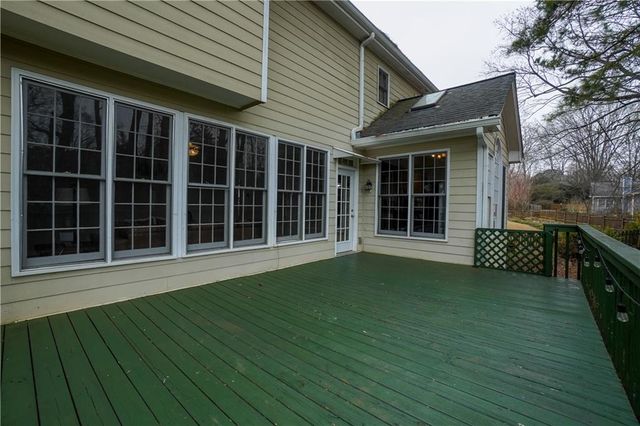 2275 Shore View Way, Suwanee, GA 30024