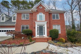 2275 Shore View Way, Suwanee, GA 30024