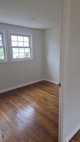 94 Gates Avenue, Valley Stream, NY 11580