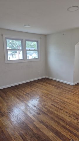 94 Gates Avenue, Valley Stream, NY 11580