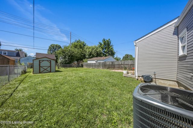 1794 Wilart Dr, Louisville, KY 40210