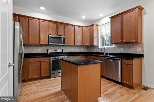 201 SPOTSWOOD ST, Stafford, VA 22554