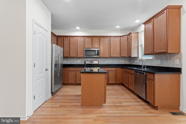 201 SPOTSWOOD ST, Stafford, VA 22554