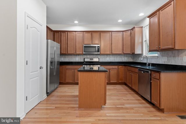 201 SPOTSWOOD ST, Stafford, VA 22554