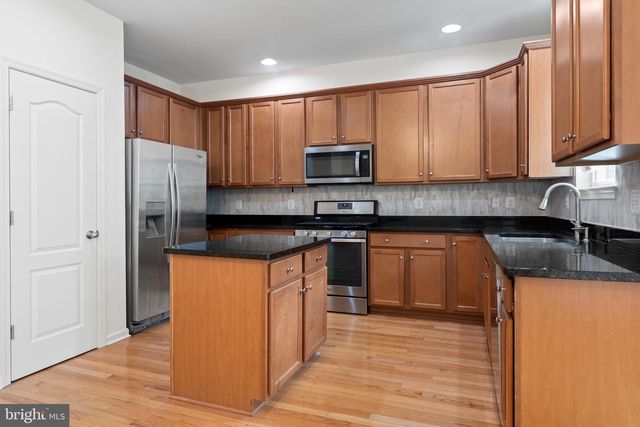 201 SPOTSWOOD ST, Stafford, VA 22554