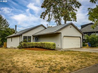 9702 N EDISON St, Portland, OR 97203