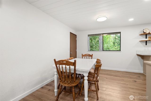 708 NE Eaton Court, Castle Rock, WA 98611