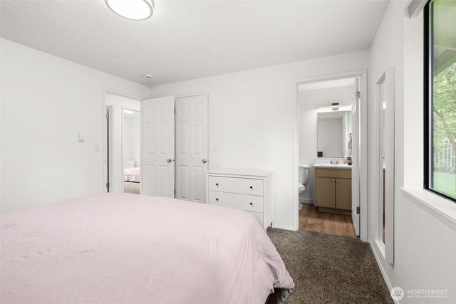 708 NE Eaton Court, Castle Rock, WA 98611