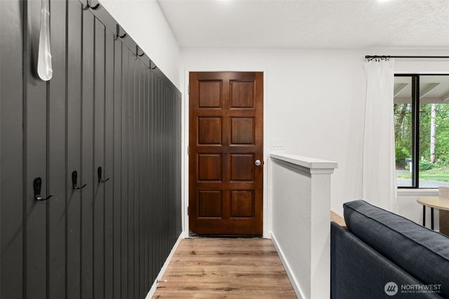 708 NE Eaton Court, Castle Rock, WA 98611