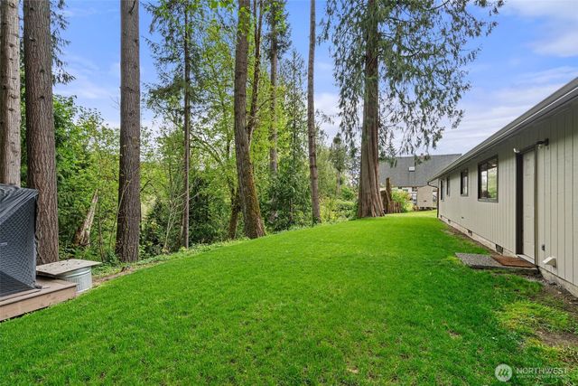 708 NE Eaton Court, Castle Rock, WA 98611
