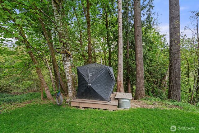 708 NE Eaton Court, Castle Rock, WA 98611