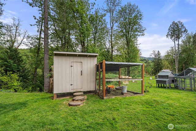 708 NE Eaton Court, Castle Rock, WA 98611
