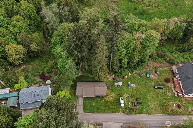 708 NE Eaton Court, Castle Rock, WA 98611
