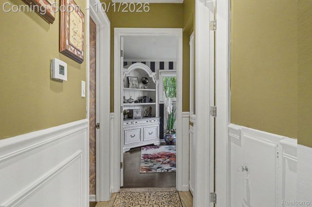 436 Barclay Road, Grosse Pointe Farms, MI 48236