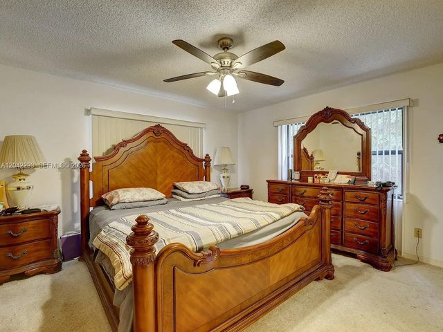 1925 SE Floresta Dr, Port St. Lucie, FL 34983