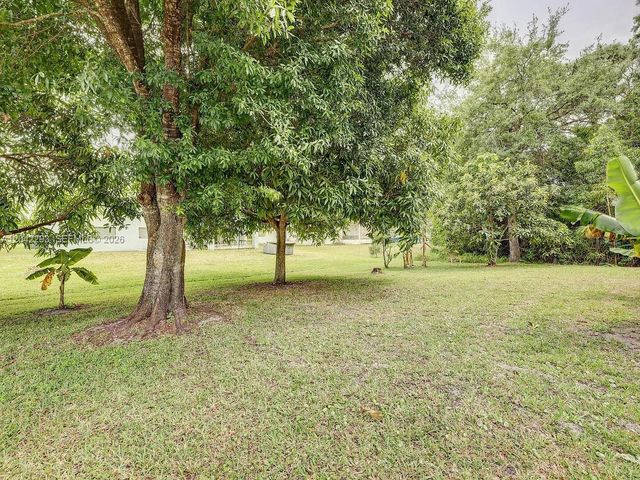 1925 SE Floresta Dr, Port St. Lucie, FL 34983