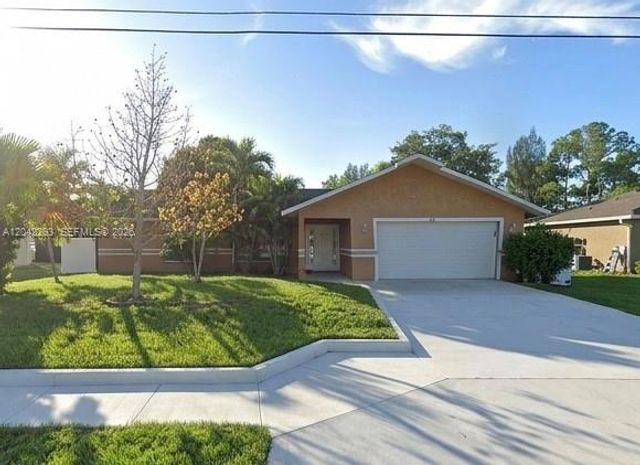 1925 SE Floresta Dr, Port St. Lucie, FL 34983