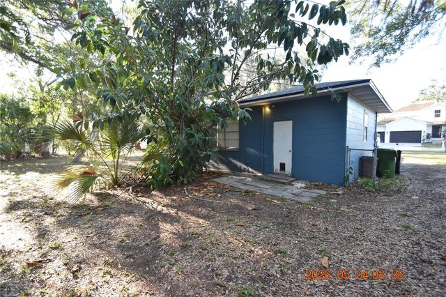 2801 SANDERS DRIVE, Tampa, FL 33611