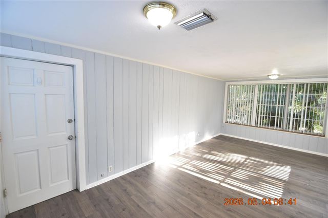 2801 SANDERS DRIVE, Tampa, FL 33611