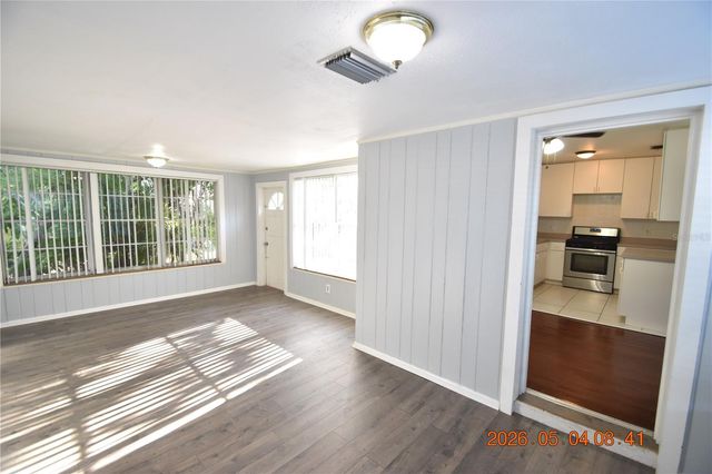 2801 SANDERS DRIVE, Tampa, FL 33611