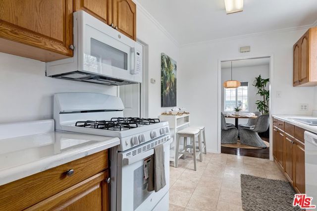 8409 Gonzaga Avenue, Los Angeles, CA 90045