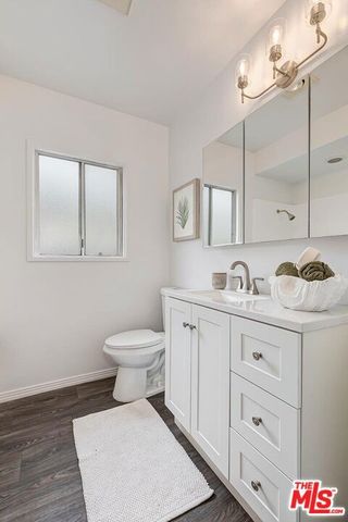 8409 Gonzaga Avenue, Los Angeles, CA 90045