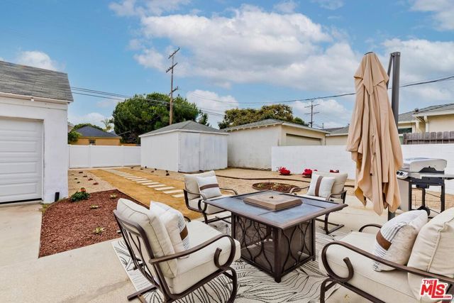 8409 Gonzaga Avenue, Los Angeles, CA 90045