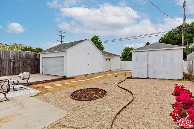 8409 Gonzaga Avenue, Los Angeles, CA 90045