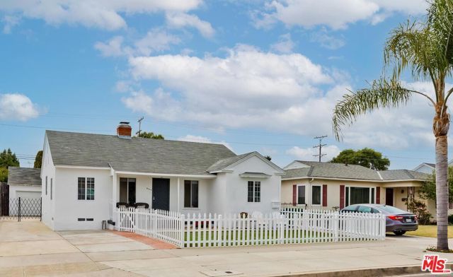 8409 Gonzaga Avenue, Los Angeles, CA 90045