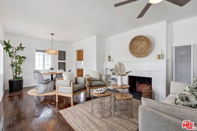 8409 Gonzaga Avenue, Los Angeles, CA 90045