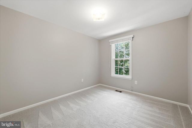 3251 FOOTHILL ST, Woodbridge, VA 22192