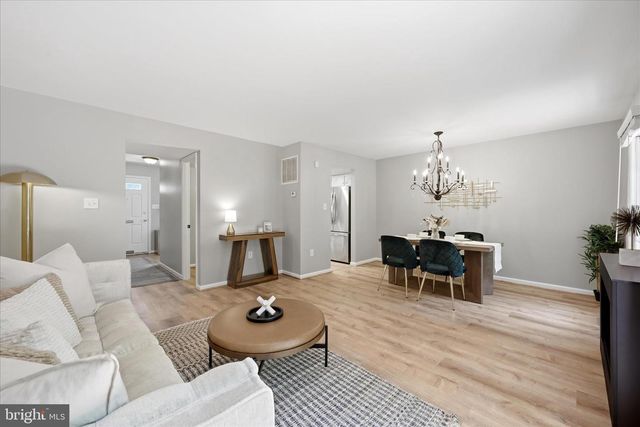 3251 FOOTHILL ST, Woodbridge, VA 22192