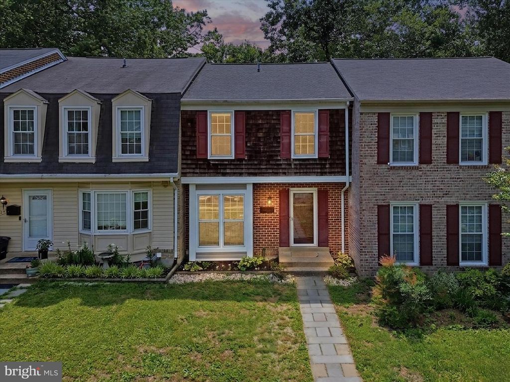 3251 FOOTHILL ST, Woodbridge, VA 22192