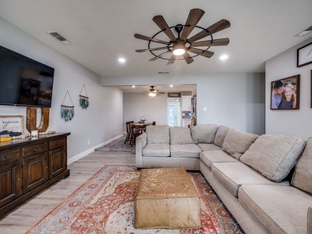 1168 US Highway 380 W, Jacksboro, TX 76458