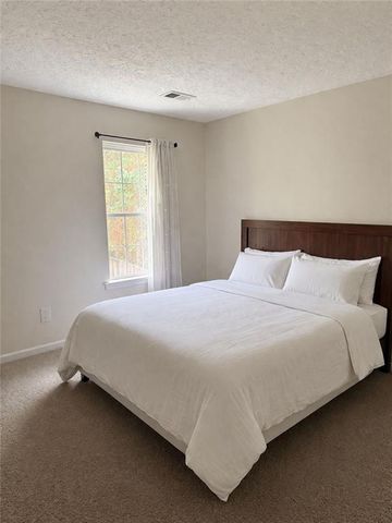 301 St Charles Avenue, Dallas, GA 30157