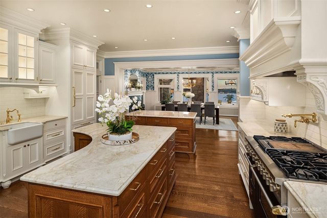421 W Highland Drive, Seattle, WA 98119