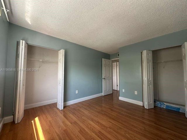 8185 NW 7th St 319, Miami, FL 33126