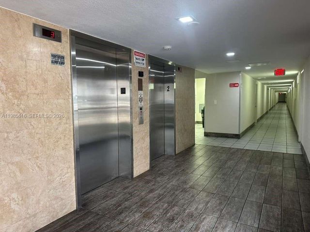 8185 NW 7th St 319, Miami, FL 33126