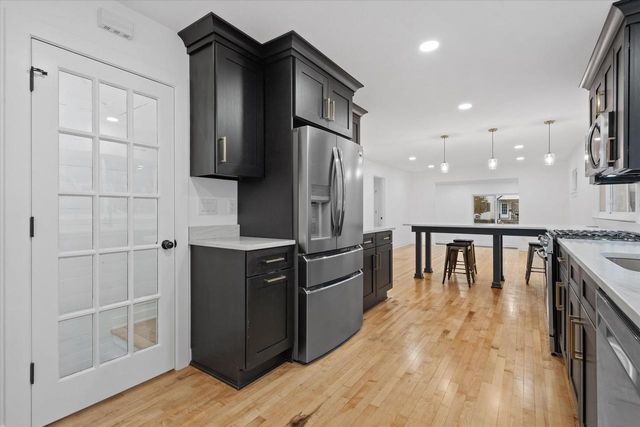 2597 S Austin STREET, Milwaukee, WI 53207