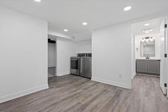 2597 S Austin STREET, Milwaukee, WI 53207