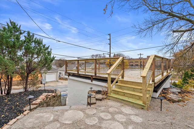 2597 S Austin STREET, Milwaukee, WI 53207