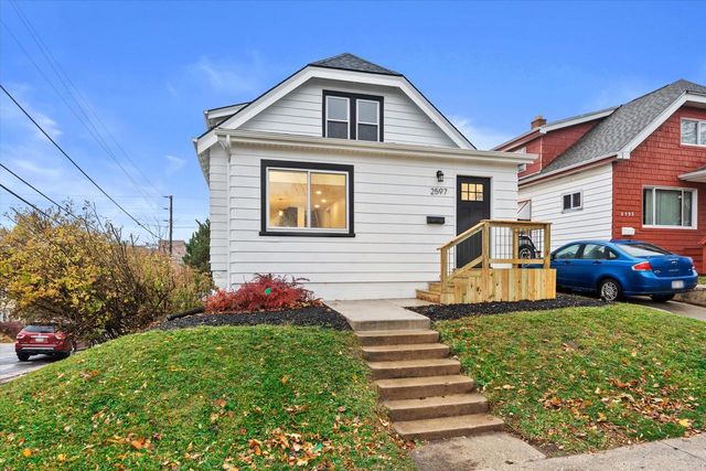 2597 S Austin STREET, Milwaukee, WI 53207